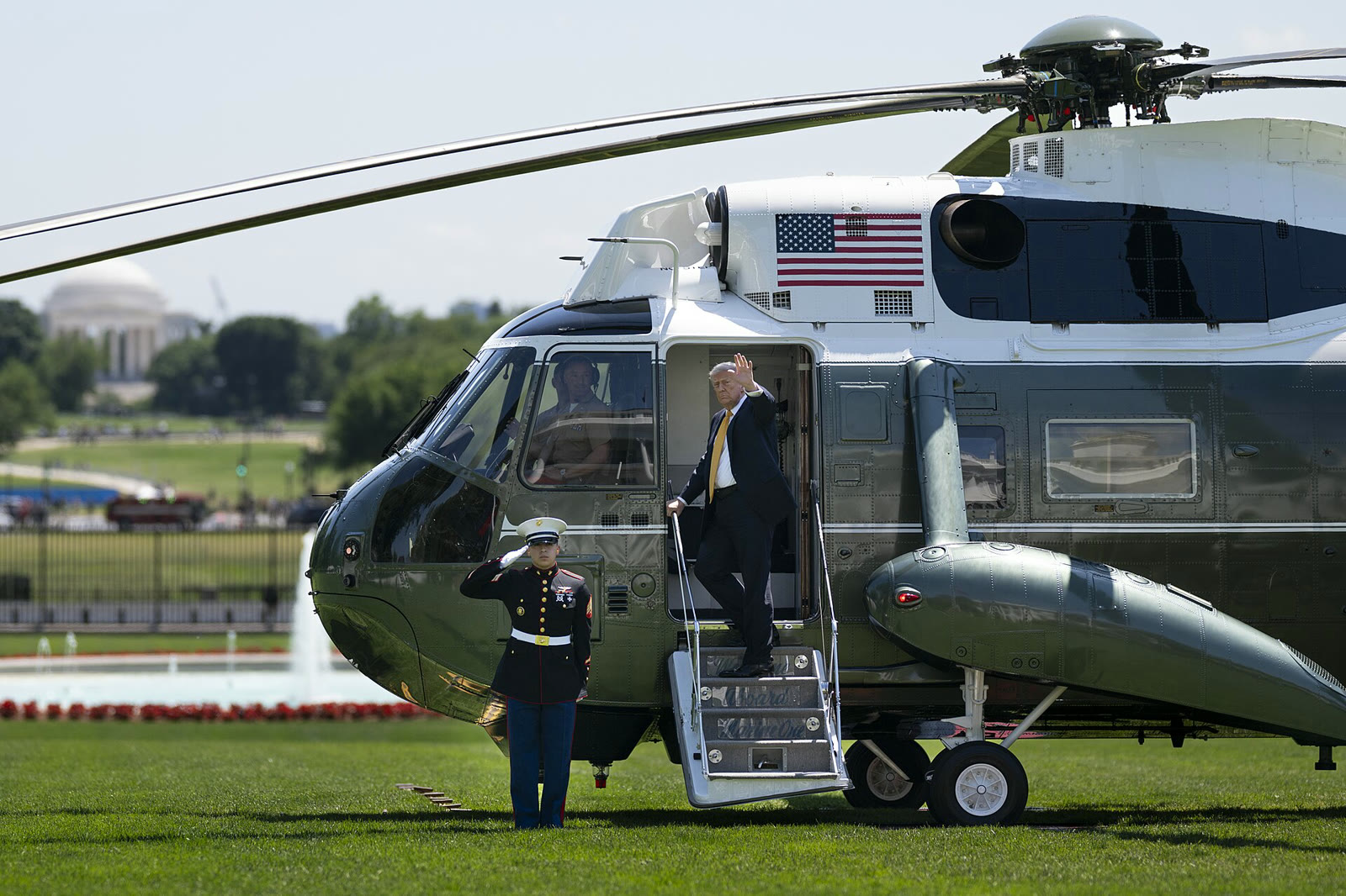 Trump boards Marine One (file photo)