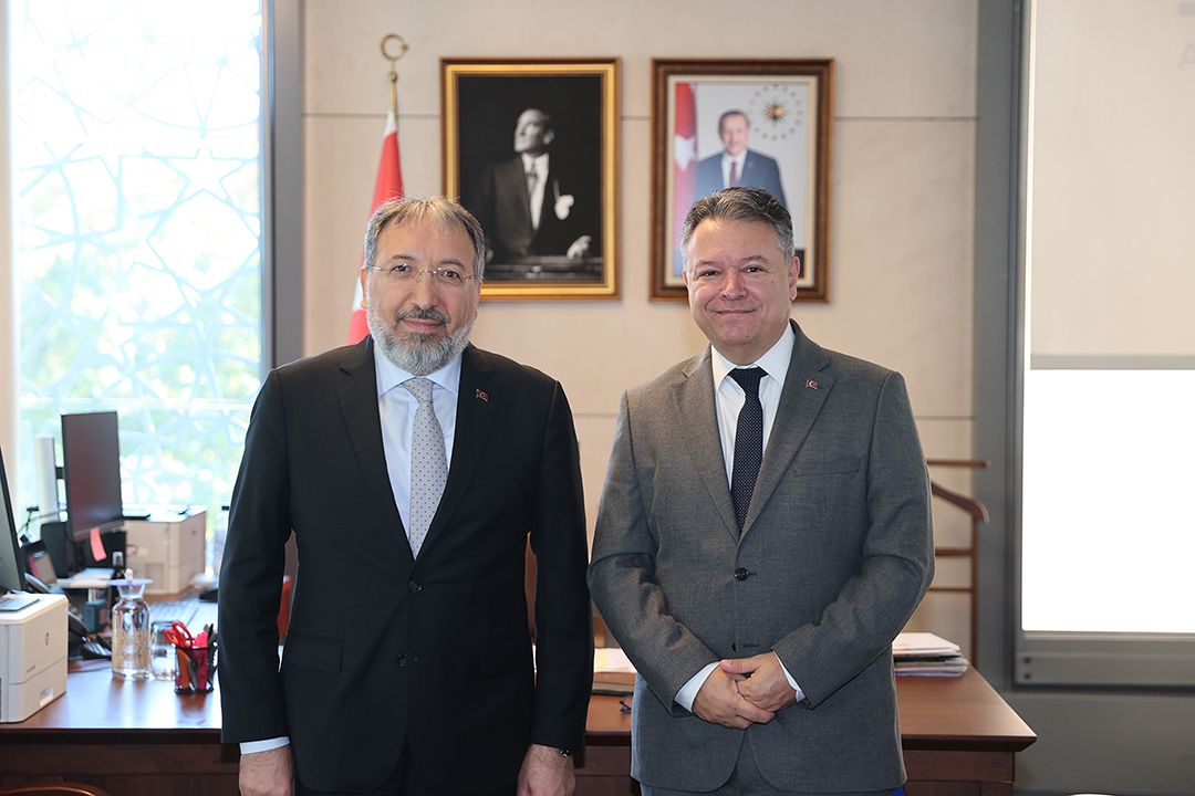 Arpaguş, New York'taki Türkevi ziyareti sırasında