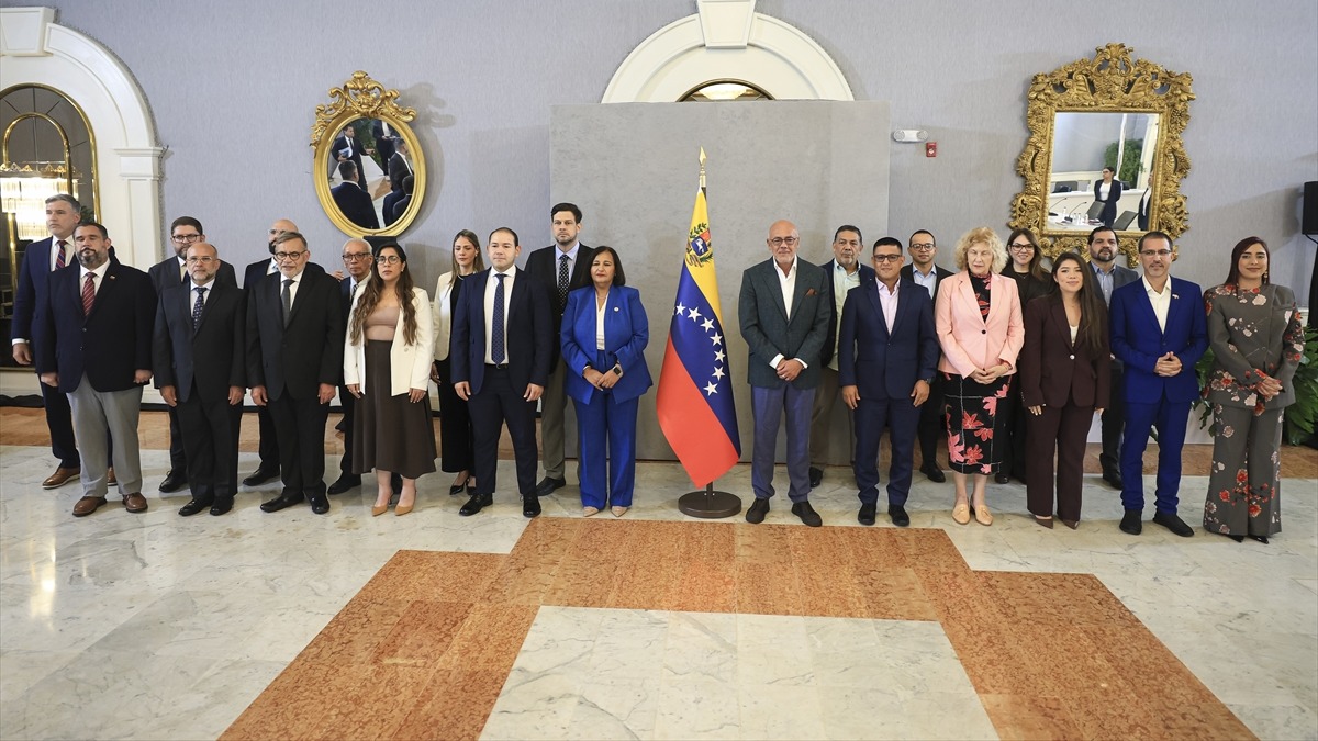 Venezuelan government and opposition delegations in Caracas