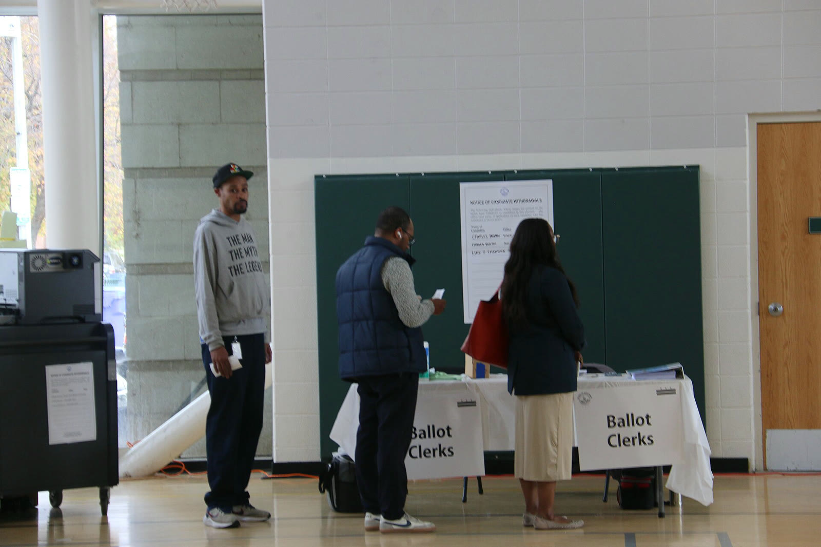 Polling station in the United States (archive)