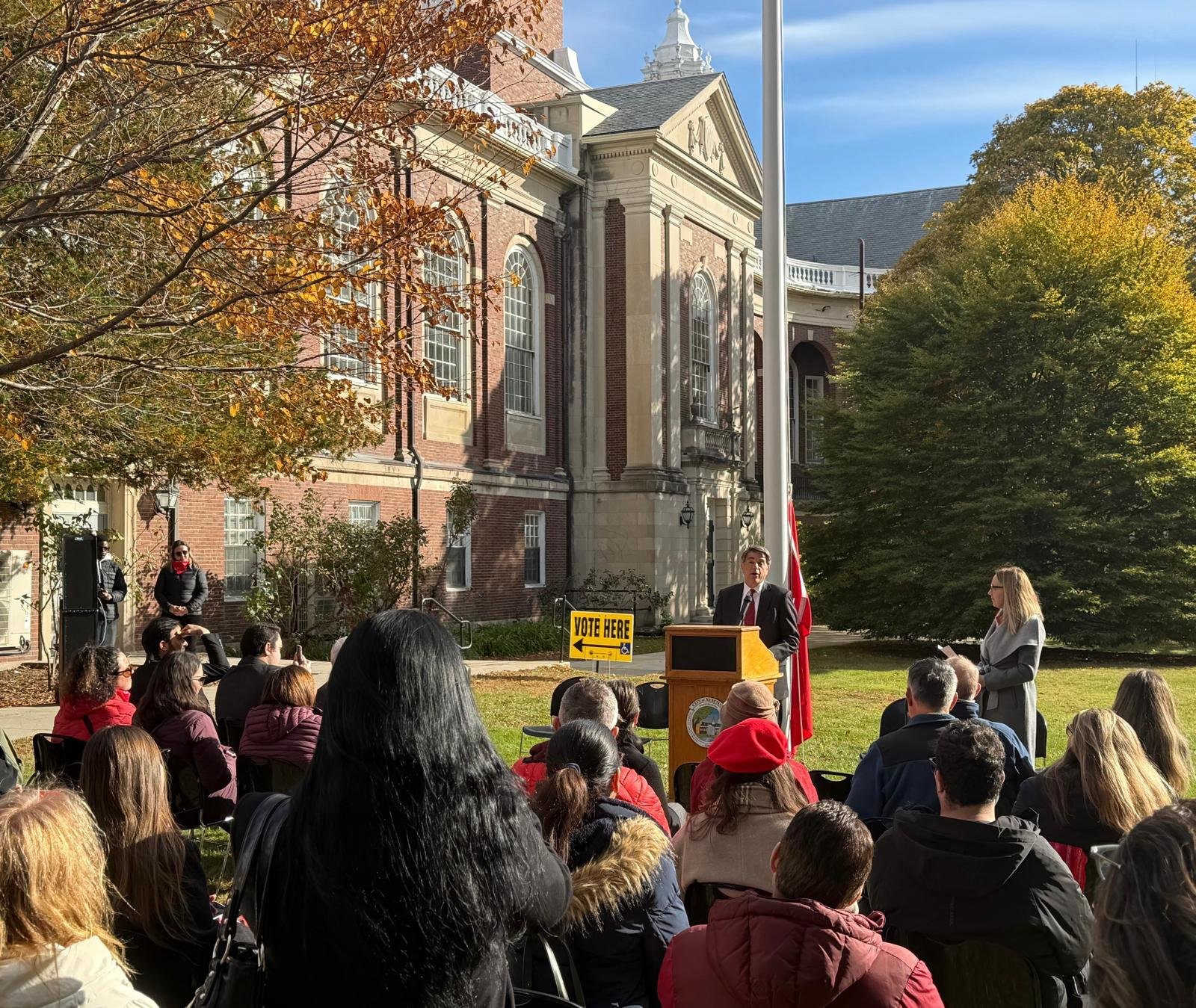 Speeches at the ceremony in Newton