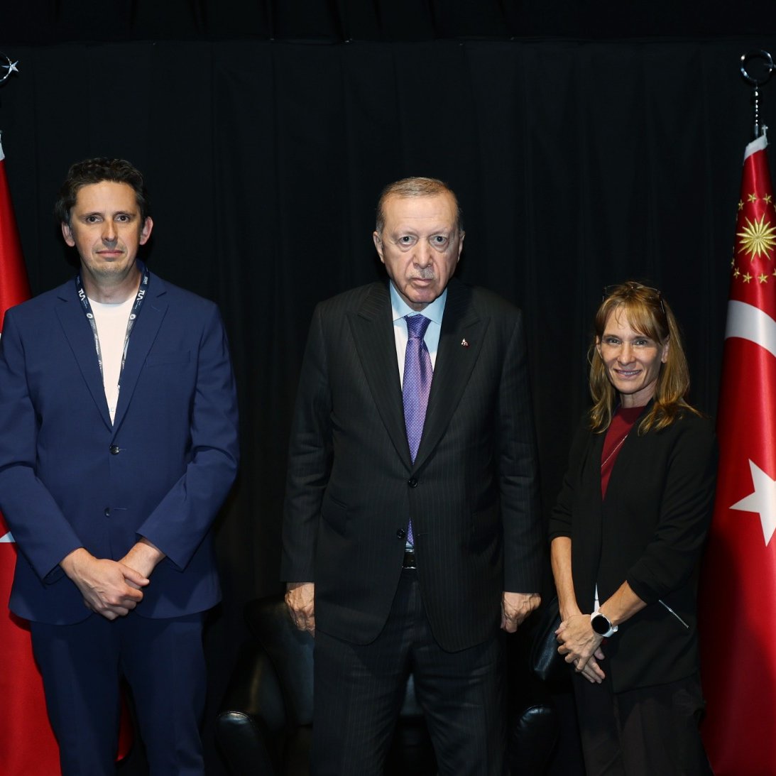 President Erdoğan with SpaceX executives Michael Nicolls (left) and Rebecca Hunter