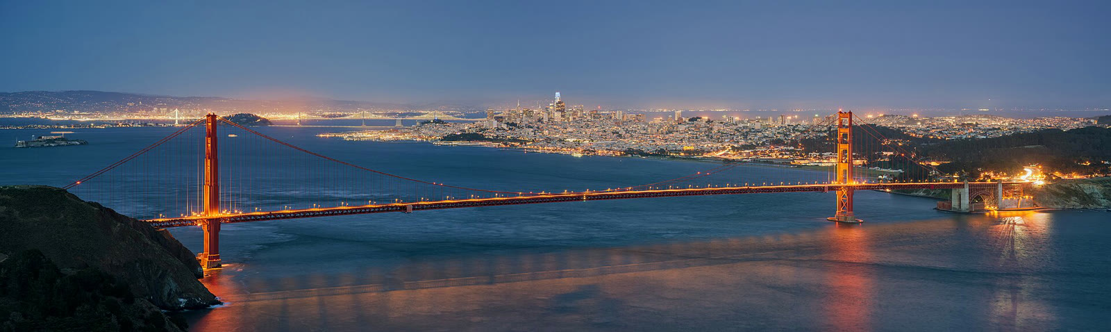 The Golden Gate Bridge and the San Francisco skyline