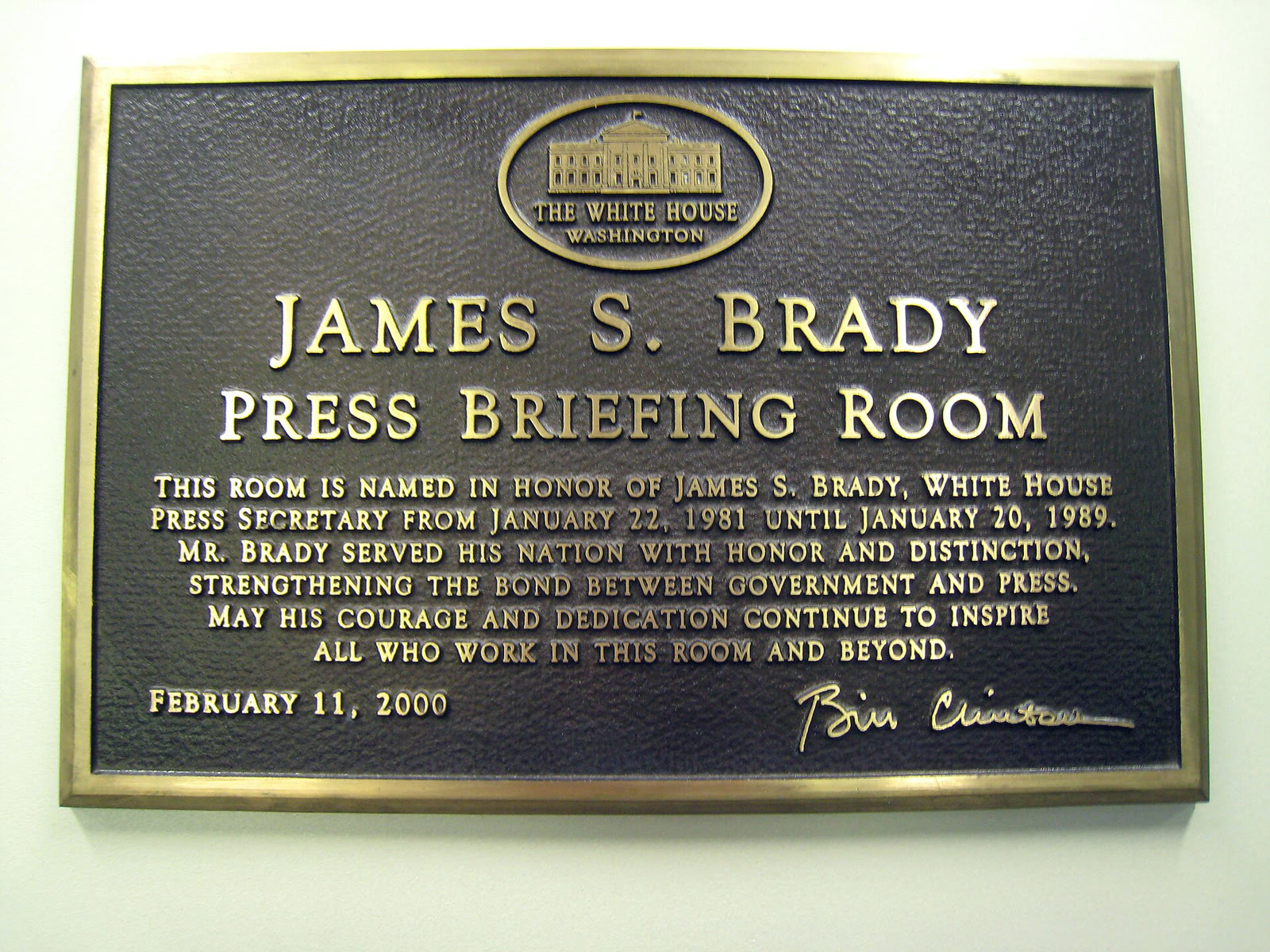 Plaque for the James S. Brady Press Briefing Room at the White House (archive)