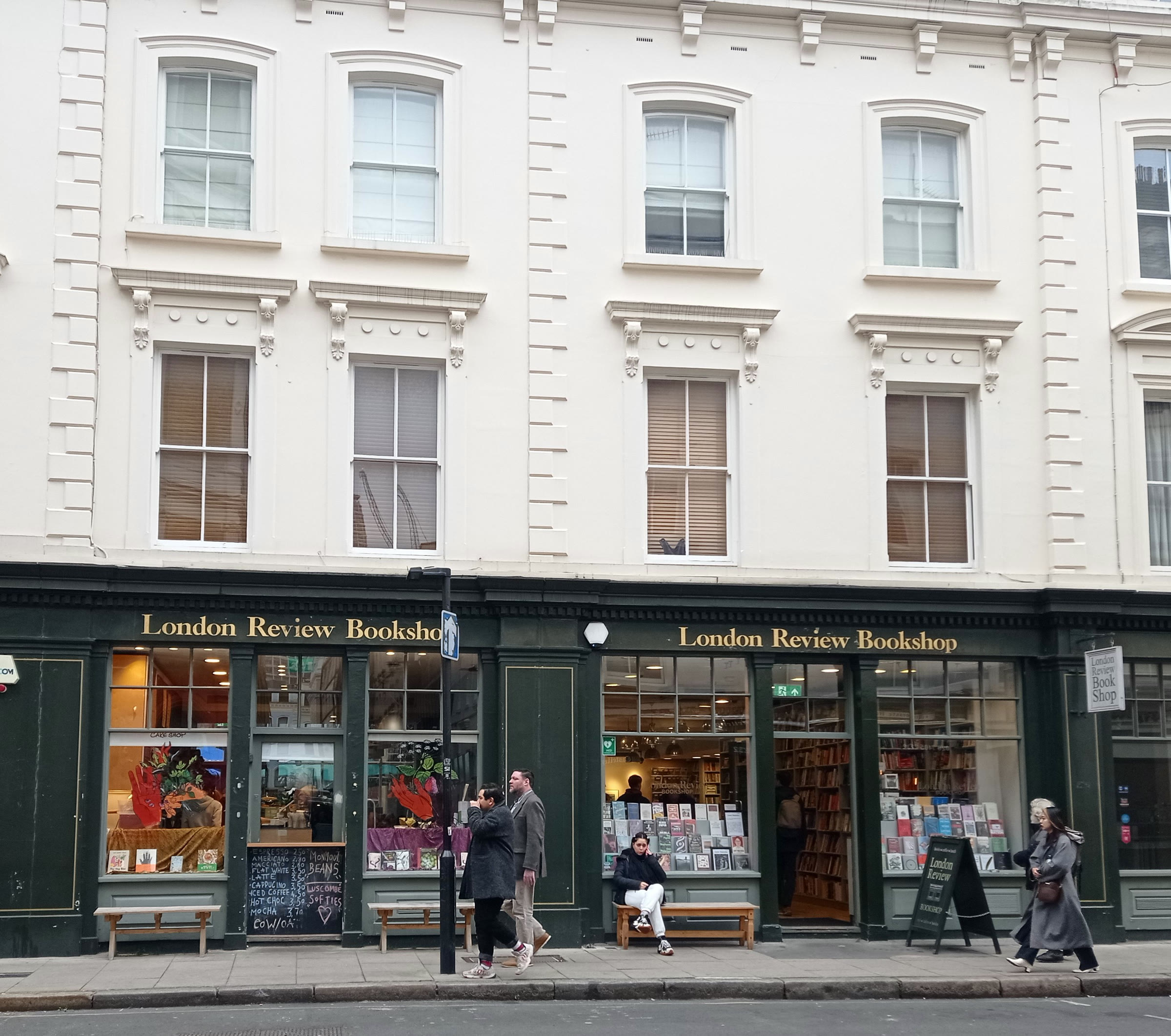 Londra'daki London Review Bookshop (arşiv)