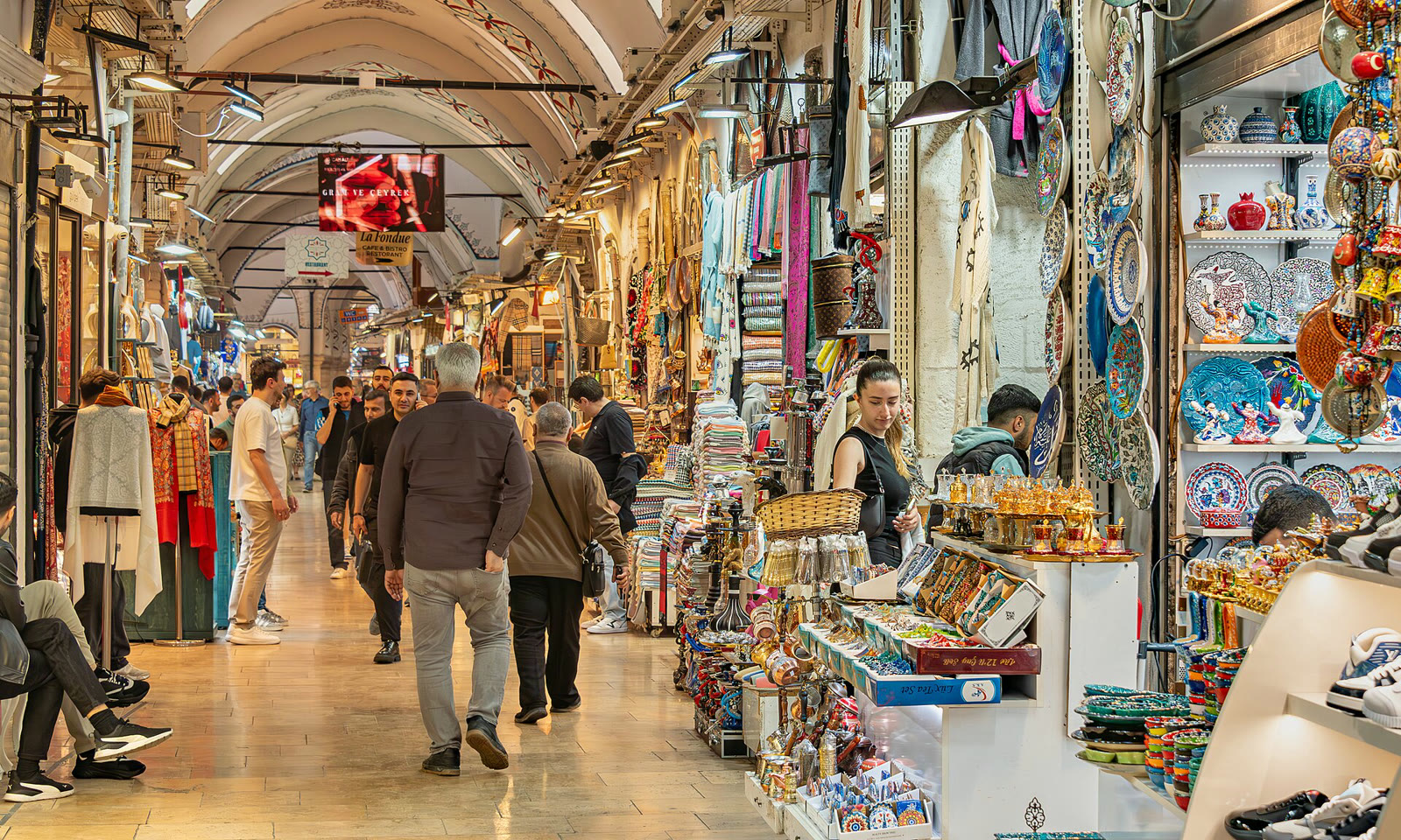 İstanbul'daki Kapalıçarşı (arşiv)
