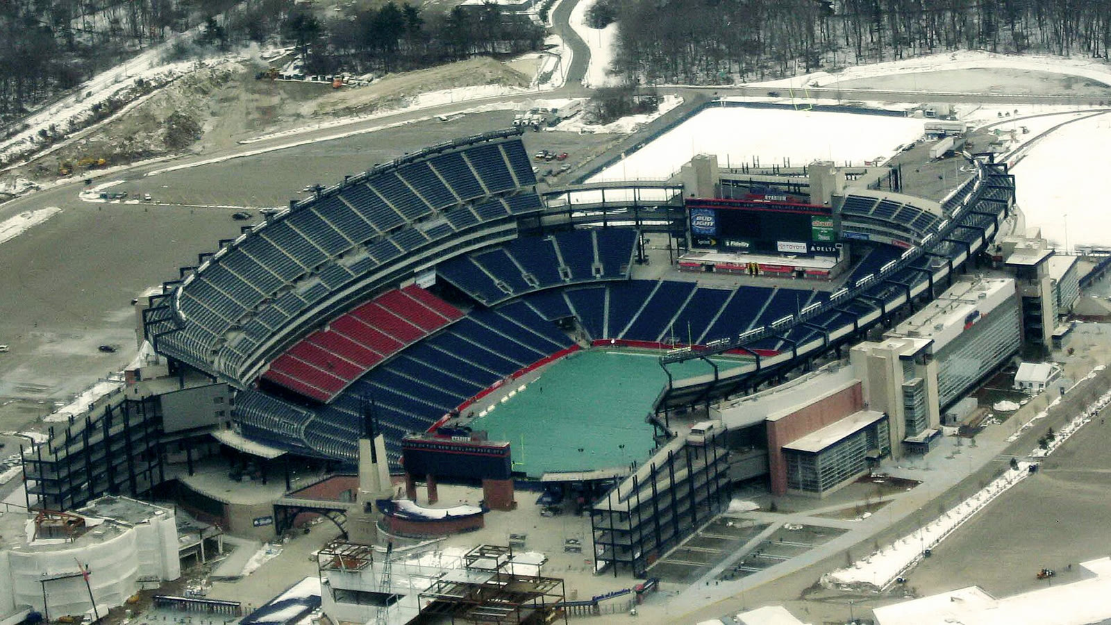 Gillette Stadium from the air in winter (archive)