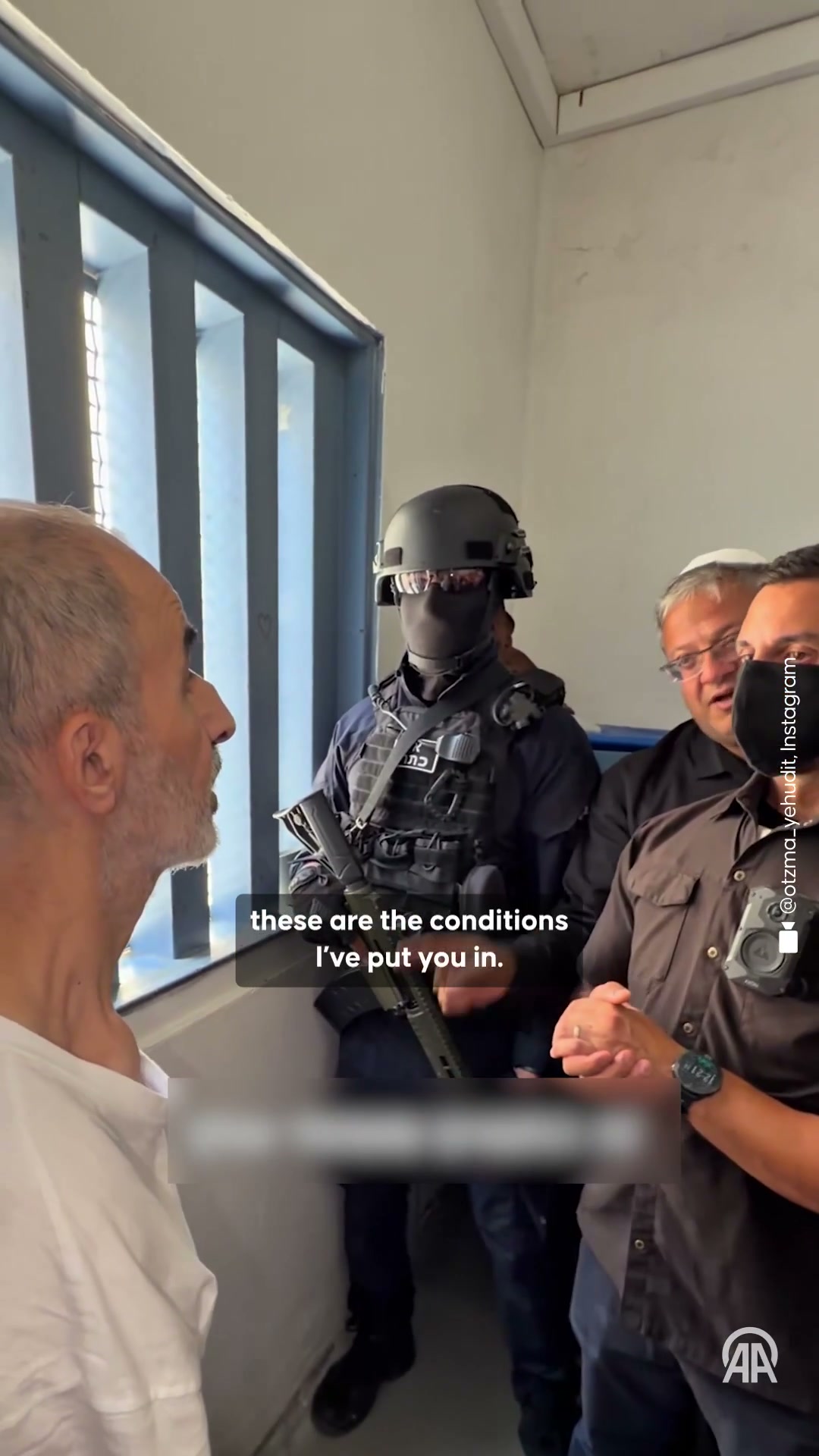 Ben-Gvir faces the handcuffed Salameh