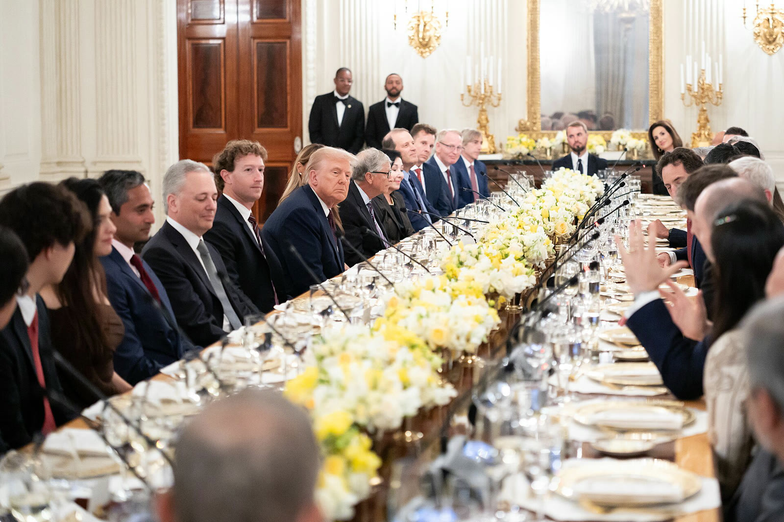 Trump at a dinner with technology company executives at the White House (archive, September 2025)