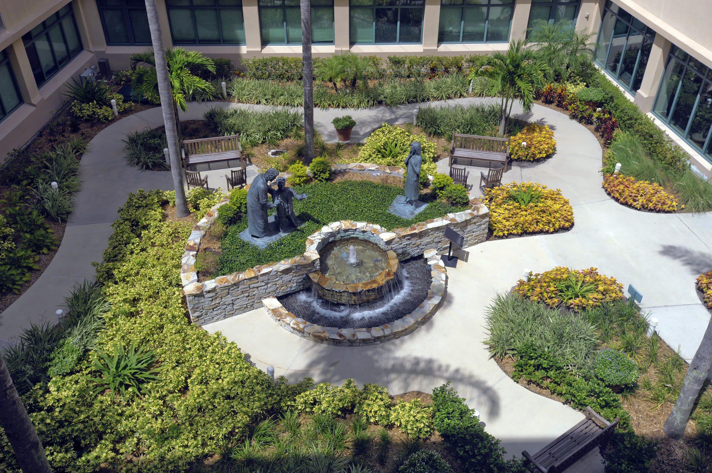 The healing garden at AdventHealth Celebration near Orlando, Florida (archive)