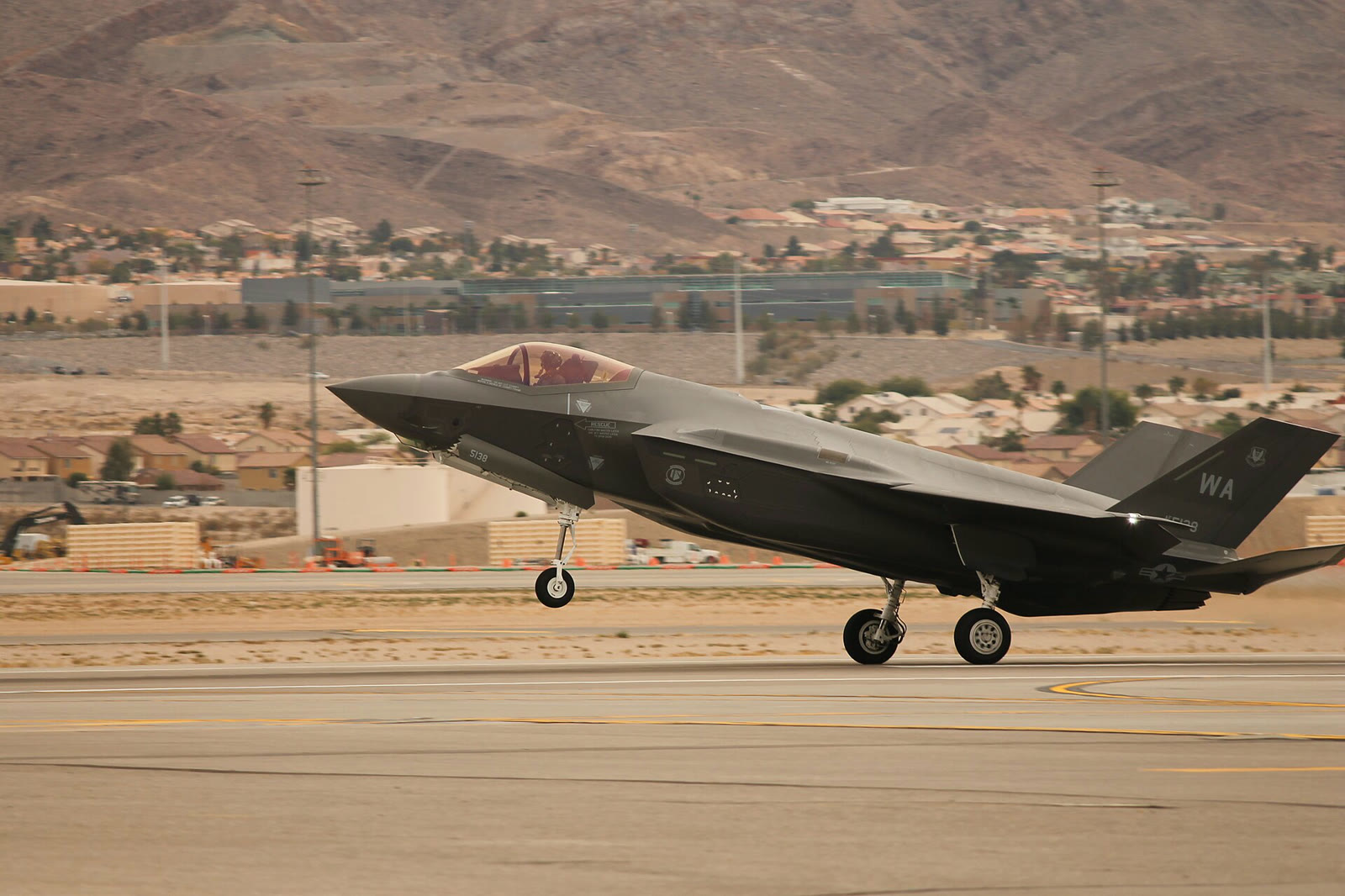 An F-35A fighter jet (archive)