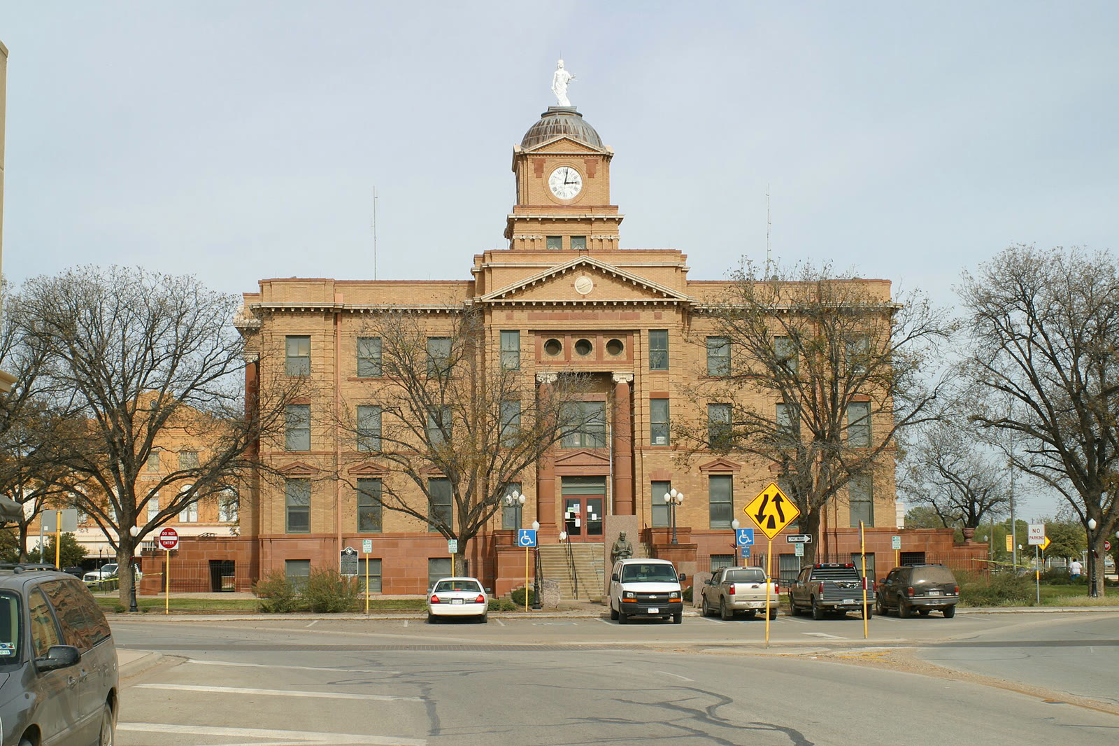 Jones County Courthouse in Anson, Texas, home of the Bluebonnet facility (file photo)