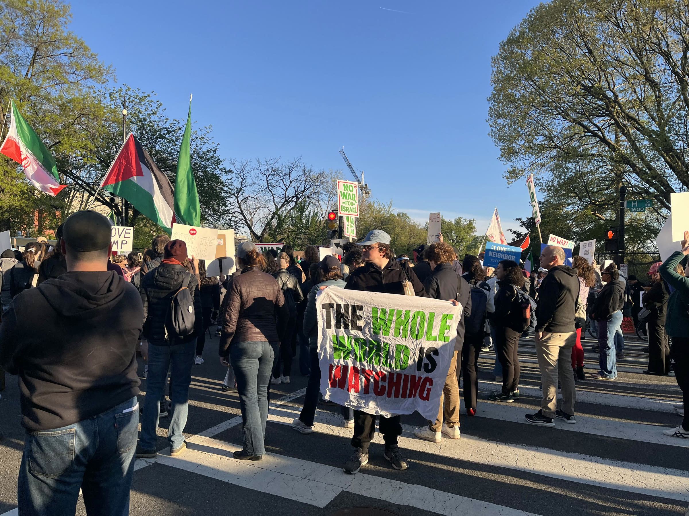Washington'da İran savaşına karşı düzenlenen bir protesto (arşiv, Nisan 2026)