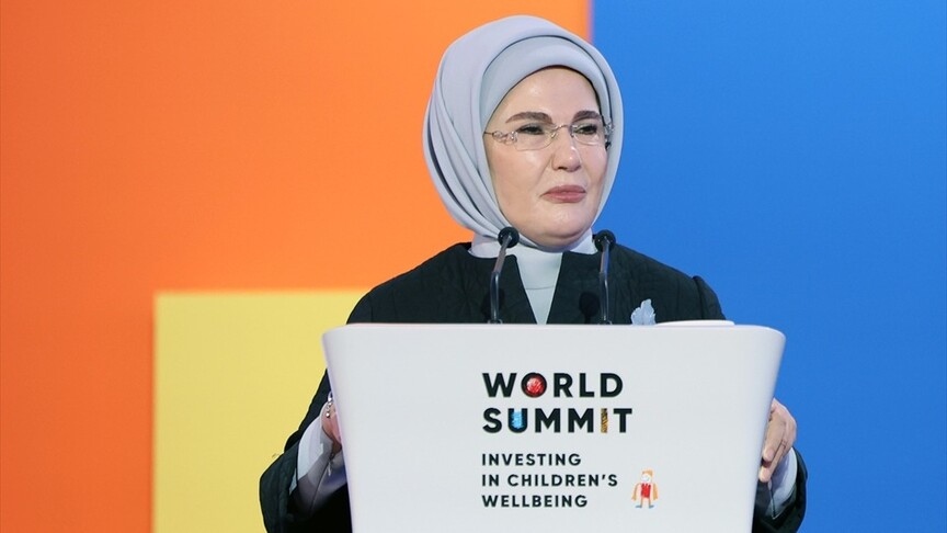 Emine Erdoğan speaks at the World Summit in Samarkand